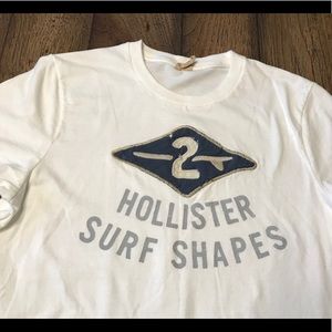 Hollister T-shirt